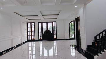 Gambar 4 Brand New, Luxury Classic House Lengkap Dengan Fasilitas Kolam Renang Di Area Pesanggrahan