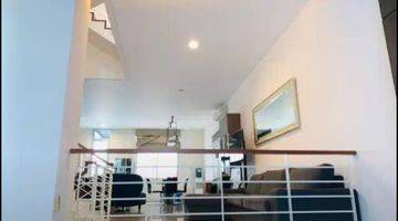 Gambar 2 Rumah Townhouse Residenc28 3 Lantai Shm Selatan Bagus