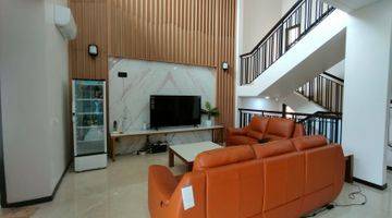 Gambar 1 Rumah Mewah Full Furnish Ada Lift Di Zora Bsd