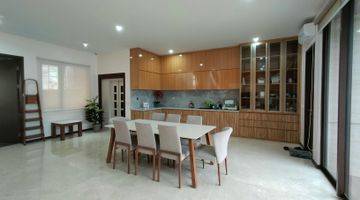 Gambar 3 Rumah Mewah Full Furnish Ada Lift Di Zora Bsd