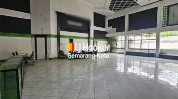 Gambar 2 Bangunan Cocok Untuk Kantor Atau Showroom di Jalan Jendral Sudirman