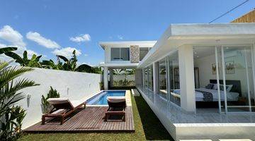 Gambar 1 Brand New Four Bedroom Villa Well Located In Seminyak