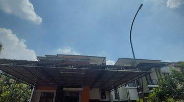 Gambar 2 Dijual Rumah 3 Lantai View Taman, 100 Meter Dari Mall Living Plaza Grandwisata Bekasi