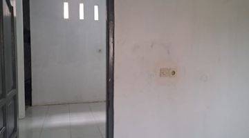 Gambar 4 Dijual Rumah 2 Lantai Baru Renovasi Siap Huni, Cocok Untuk Tempat Usaha Atau Toko, 1 Km Dari Tol, Jatimulya Bekasi Timur