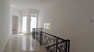 Gambar 3 Tebet Barat Rumah Brand New 2 Lantai Minimalis Modern SHM