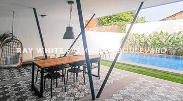 Gambar 1 Rumah Baru Gaya Scandinavian  ,furnished Area Saidi Cipete