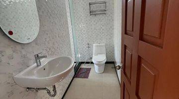 Gambar 4 Rumah 2 Lantai Semi Furnished Suwung Denpasar Bali