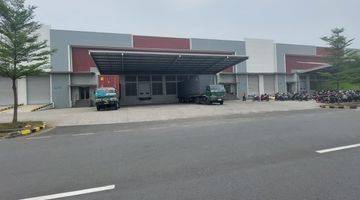 Gambar 1 Disewakan Gudang Loading Dock Surya Cipta Karawang