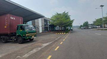 Gambar 2 Disewakan Gudang Loading Dock Surya Cipta Karawang