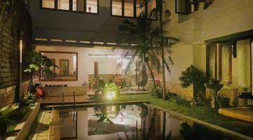 Gambar 2 an exquisite retreat nestled in the heart of South Jakarta's prestigious Pondok Indah district