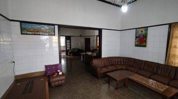 Gambar 1 Rumah Cocok Untuk Resto Cafe Mainroad Lembang Bandung