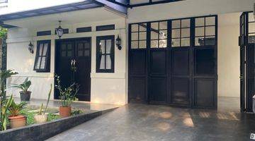 Gambar 2 Rumah Modern 2 Lantai Di Pasirluyu Bandung