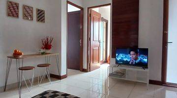 Gambar 1 Apartemen 2 BR Majesty Semi Furnished Baru Renovasi 