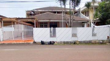 Gambar 1 Rumah SHM di Lebak Bulus, Jakarta Selatan