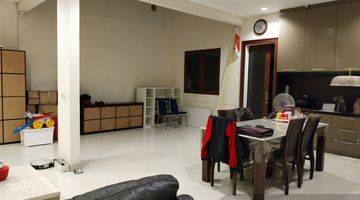 Gambar 3 Dijual Rumah Hoek Semi Furnished di Lantana Jakarta Garden City