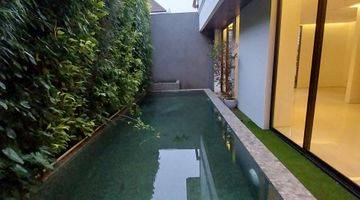 Gambar 1 Rumah Brand new lengkap dengan swimming pool dan lift nya di pondok indah