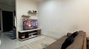 Gambar 2 Rumah 2 Lantai Shm Bagus Cirendeu Dalam Townhouse