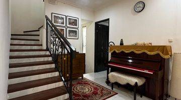 Gambar 1 Rumah 2 Lantai Shm Bagus Cirendeu Dalam Townhouse