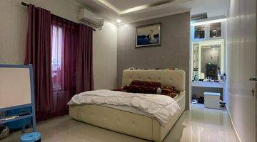 Gambar 2 Rumah 2 Lantai Sudah Renovasi Furnished SHM di Grand Duta , Tangerang