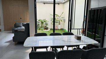 Gambar 4 Rumah 2 Lantai Bagus Furnished di Alam Sutera Tangerang