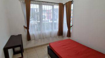 Gambar 2 Rumah di sewakan semi furnished 2 lantai Delatinos Bsd