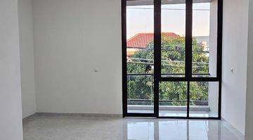 Gambar 4 Dijual Rumah Mulyosari Surabaya 