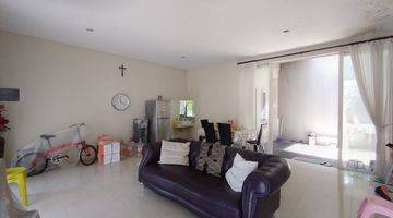 Gambar 2 Rumah Murah 2 Lantai Minimalis Modern Semi Furnished Siap Huni Dekat Pasar Modern Di Alam Hijau Citraland Surabaya Barat