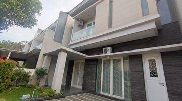 Gambar 2 Rumah Murah 2 Lantai Minimalis Modern Semi Furnished Siap Huni Dekat Pasar Modern Di Woodland Citraland Surabaya Barat