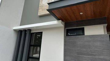 Gambar 3 Dijual Rumah Brand New 3 Lantai Modern Siap Huni di The Green Bsd