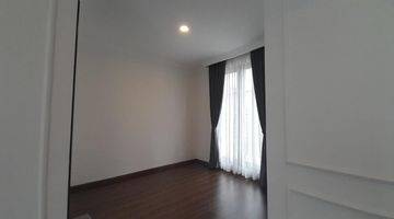 Gambar 5 Dijual Rumah American Classic Kebayoran Residence Bintaro