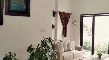 Gambar 2 Dijual rumah 2 lantai,  full furnished,  daerah bandung utara, gegerkalong ciwaruga, dekat setiabudi. Ada Halaman belakang. 