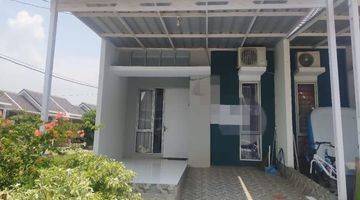 Gambar 1 Rumah Teduh, Hoek, Semi Furnished Disewakan Murah Di Perumahan Mutiara Gading City 