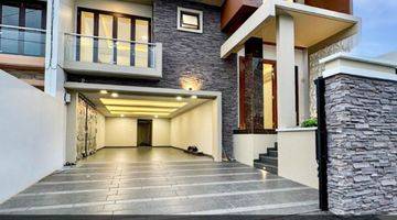 Gambar 1 Dijual Rumah Brand New Modern Tropical di Jakarta Selatan 