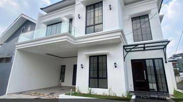 Gambar 1 Dijual Rumah Brand New Modern Classic di Bsd