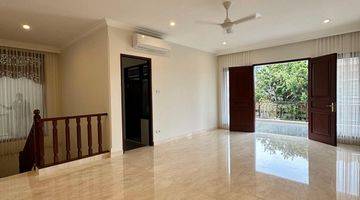 Gambar 2 Dijual Rumah Brand New Renovated di Dalam Cluster Modern Tropical di Jakarta Selatan 