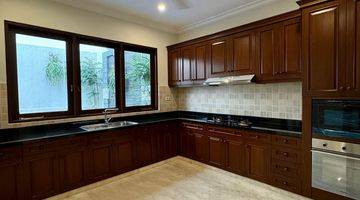 Gambar 3 Dijual Rumah Brand New Renovated di Dalam Cluster Modern Tropical di Jakarta Selatan 