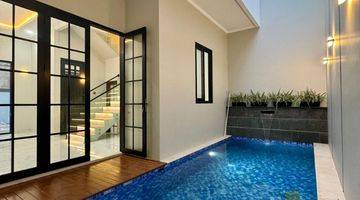 Gambar 2 Rumah Modern Minimalis Dengan Private Swimming Pool di Jakarta Barat