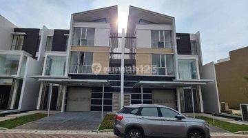 Gambar 1 Rumah Pik Golf Island Dijual 12x35 Mozart, Lift N Pool View Golf