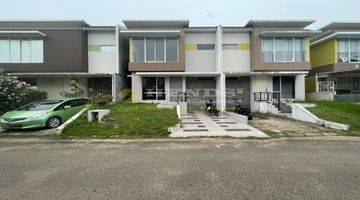 Gambar 1 Rumah 2.5 Lantai Di Beverly Green Ada Basement