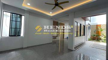 Gambar 5 Rumah Cantik Full Interior Hook Tengah Di Beverly Batam Centre