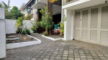 Gambar 4 Rumah minimalis 2 lantai di Sunrise Garden, kondisi siap huni, lokasi depan, lingkungan tenang, jalan lebar 