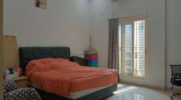 Gambar 4 Jual Cepat Rumah 2,5 Lantai Di Sunrise Garden Jakarta Barat