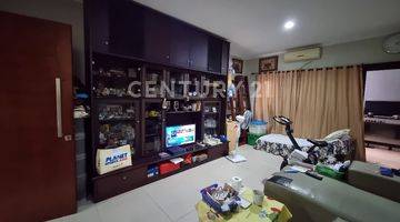 Gambar 1 Rumah Full Furnished Di Perumahan Premier Riviera Jakarta Timur