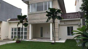 Gambar 1 Rumah sutera Lavender alam sutera