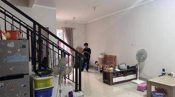 Gambar 4 Dijual Cepat
rumah Di Cluster Bohemia
gading Serpong