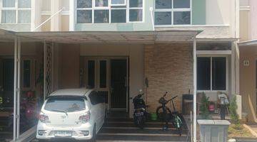 Gambar 1 URGENT,
DIJUAL CEPAT RUMAH BOULEVARD CLUSTER TESLA
GADING SERPONG