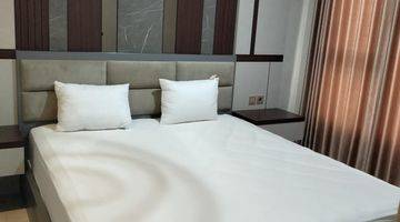 Gambar 2 Disewakan  Apartemen Gold Coast 3 Kamar Tidur Furnished Sudah Renovasi