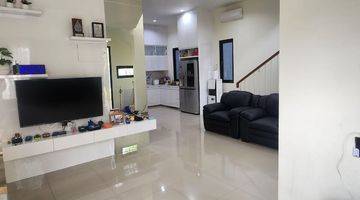 Gambar 3 Dijual Rumah Bangunan Mandiri Hook Hylands Greenwich