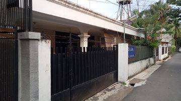 Gambar 1 Dijual Rumah 2 Lantai Lokasi Jl. Radio, Kebayoran Baru