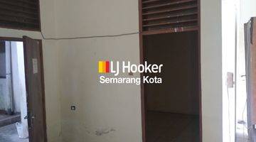 Gambar 4 Bangunan Rumah Cocok Untuk Kantor di Jalan Barito